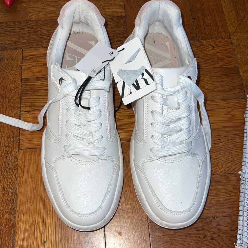 Zara NWT Leather running shoes sneakers comfortable